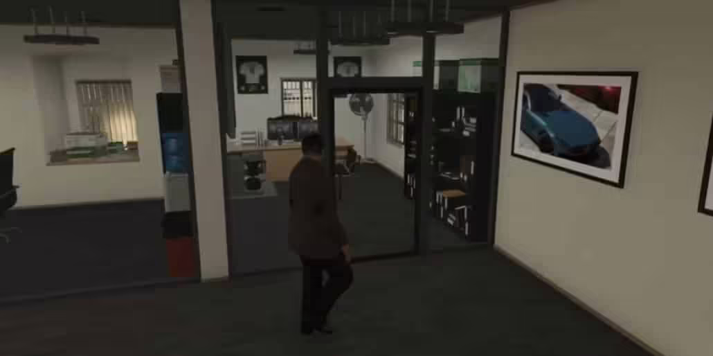 Vinewood Car Showroom FiveM Script - esx 6